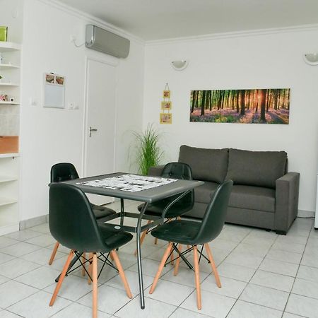 Cseresznyes Apartman Berekfurdo Exterior photo